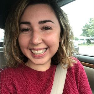 Meet your Posher, Liza
